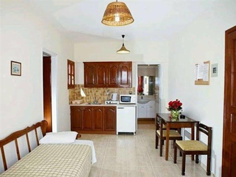 Gelli Aparthotel 2*